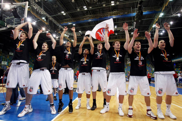 彰21岁以 彰21岁以