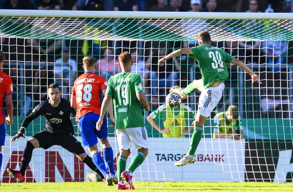 重振旗鼓的 重振旗鼓的