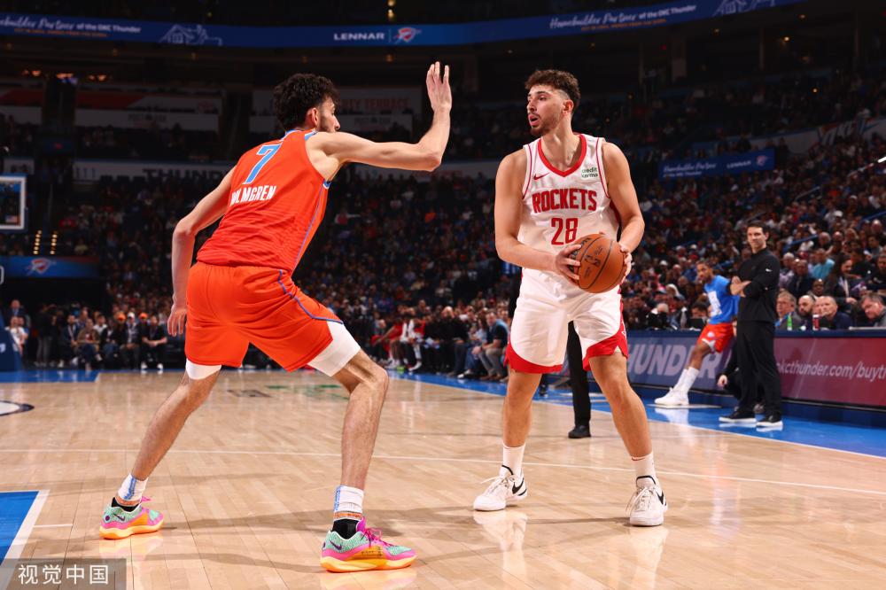 了成熟与担 了成熟与担